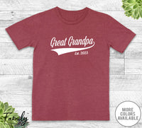 Great Grandpa Est. 2023 - Unisex T-shirt - New Great Grandpa Shirt - Great Grandpa To Be Gift - familyteeprints