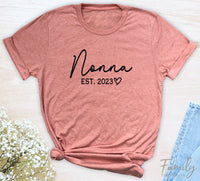 Nonna Est. 2023 - Unisex T-shirt - Nonna Shirt - Gift For Nonna To Be - familyteeprints